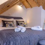 Πανσιόν Luxury Rustic Chic