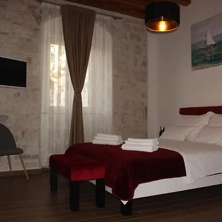 Luxury Rustic Chic 4* 斯普利特