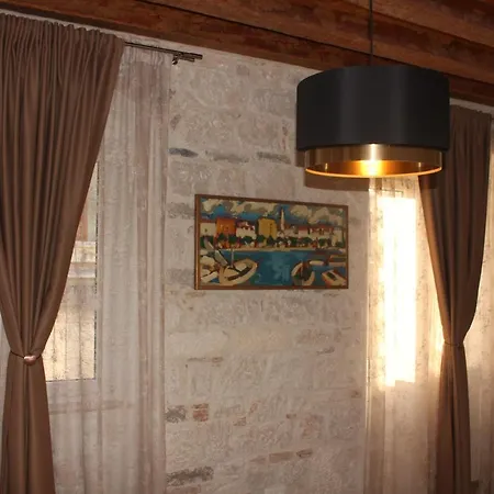 Luxury Rustic Chic Konukevi 4*