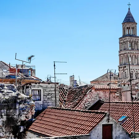 Luxury Rustic Chic بيت ضيافة 4*