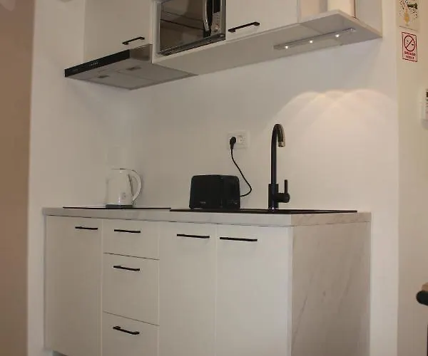 Luxury Rustic Chic Split