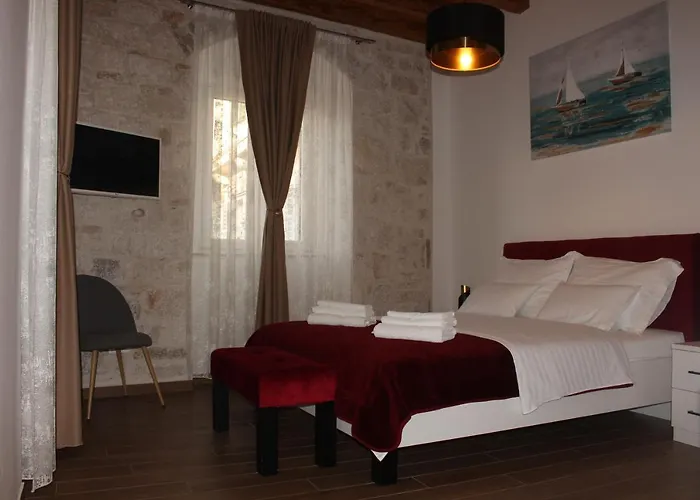 Luxury Rustic Chic 4* 스플리트