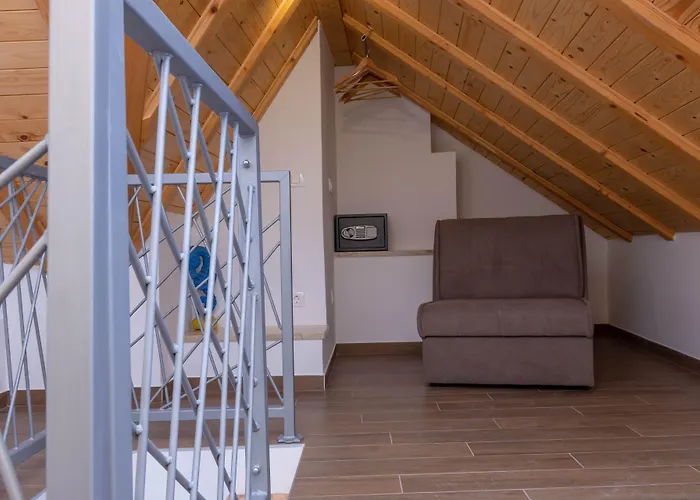 Luxury Rustic Chic