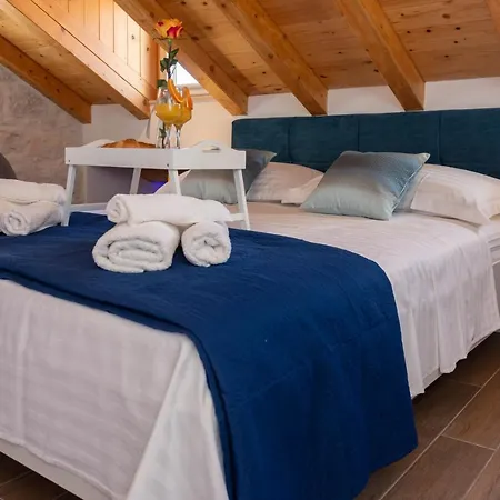 Luxury Rustic Chic Guest house 4*