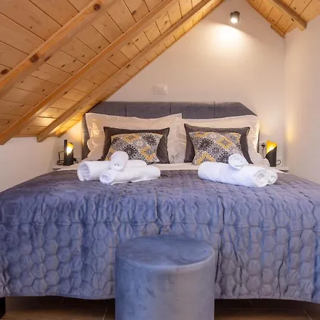 Konukevi Luxury Rustic Chic Split