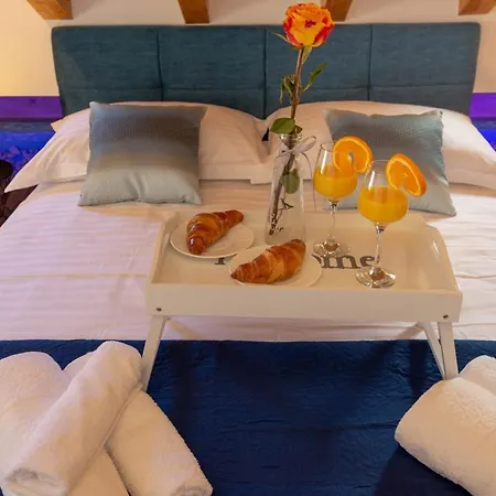 Luxury Rustic Chic Guest house 4*