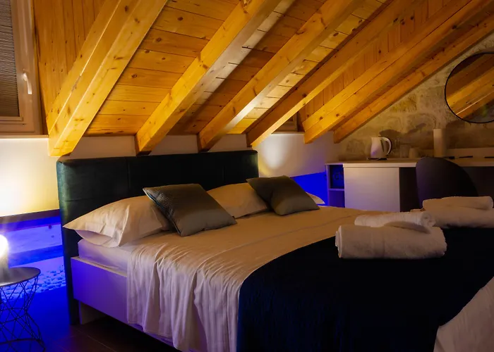 Luxury Rustic Chic ספליט