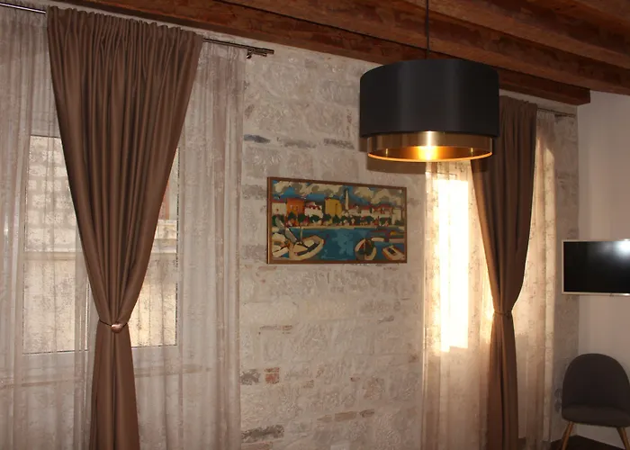 Luxury Rustic Chic